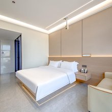 Ji Feng Apartment 季风酒店式公寓 (宁德店)