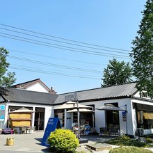 华丰·伴山民宿
