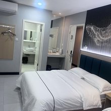 开平米澜精品公寓(汽车总站店)
