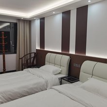 石屏县沁雅居民宿