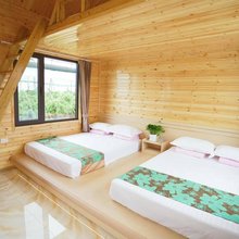 白沙湾临海木屋民宿