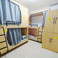 明亮的女生青旅(石家庄市第四医院谈固地铁站店)