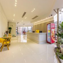 希曼酒店(广州南站洛溪地铁站店)