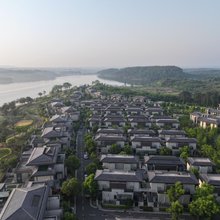 常州湖光拾梦庭院别墅(茅山东方盐湖城店)