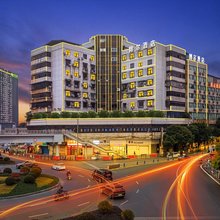 博尔商务酒店(内江北站店)