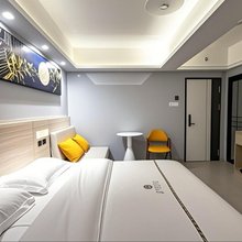 福永精品公寓(明珠高铁站店)