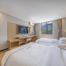 四姑娘山川渝饭店民宿