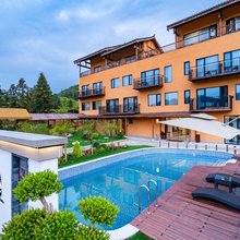 谷雨春夏·Travel旅行秘境泳池设计师花园美宿(望仙谷景区店)