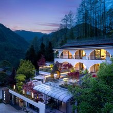 揽山云墅私汤花园民宿(青城后山店)