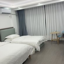 云居月下民宿