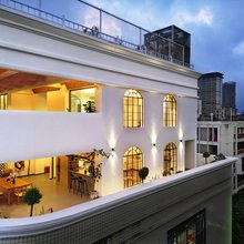 云上青宿(深圳大运中心体育馆龙城公园地铁站店)