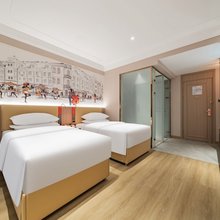 维也纳3好酒店(康定溜溜城情歌广场店)