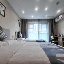 金燕·拾里河酒店(十里河滩中曹司地铁站店)