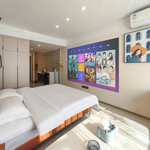 凡夕酒店(成都科幻馆菁蓉湖店)