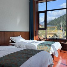 迭部牧云居民宿(萨让村店)