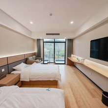安徽天柱山研学营地(天柱山博物馆店)