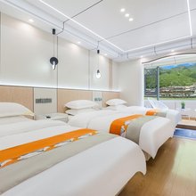 山水雅居河景美宿(康定情歌广场店)