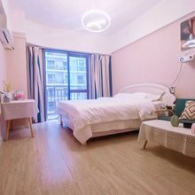 逸嘉民宿(山东第二医科大学虞河校区店)