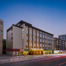 乌鲁木齐CCMALL时代广场新民路亚朵酒店