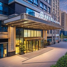 朗丽兹酒店(成都动物园昭觉寺南路地铁站店)
