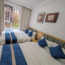 镇雄雲浩民宿(红星国际店)