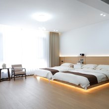 宿微澜·modern山景轻奢度假美宿(月亮湾风景区店)