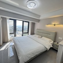 悦己民宿(爱情广场店)