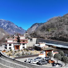 静隐森林居(中路藏寨店)