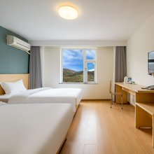 悦天酒店(松州古城景区店)