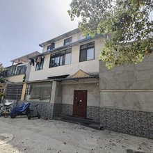 富伟天辰青年旅舍(龙爪堰地铁站店)