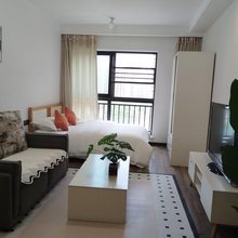 晚归明宿