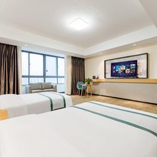 皓博民宿(万达广场安阳博物馆店)
