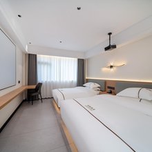 南京帝豪酒店(5号线石门坎地铁站店)