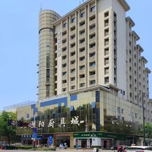 蓝湾假日酒店(南京新街口常府街地铁站店)