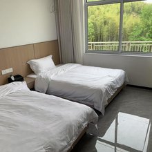 峡谷雅居