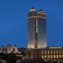 东兴华美达广场酒店