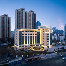 青岛中央商务区万象城亚朵酒店
