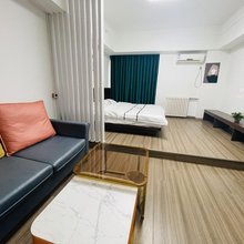 唯庭商务宾馆(青山万达广场店)