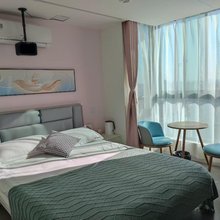 枫叶漫语民宿(南京新街口地铁站店)