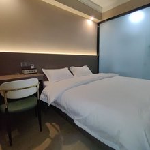 洛阳旭丰酒店(洛阳火车站地铁站店)