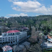 莫干山剑池山庄(莫干山风景名胜区荫山街店)