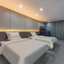 浪鲨电竞酒店(柳州五星步行街店)