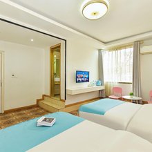 圣洁酒店(毕节学院路店)