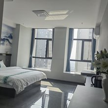 笑傲宾馆