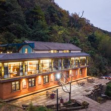洪岩曹家里历居云舍