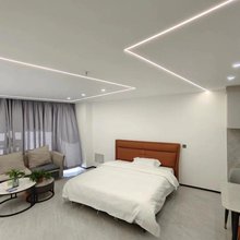 呼和浩特蒙原沁宿(火车东站白塔机场店)