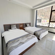 五台山恒悦隆馨客栈