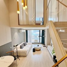 云亦·美宿loft影院公寓(青花东岸艾溪湖东地铁站店)