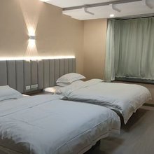 武汉城市便捷假日酒店(汉口火车站店)