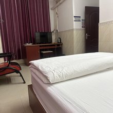 富源宾馆(横州郁江医院店)